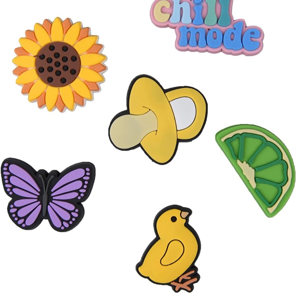 Random selection croc charms - Picture 2 of 16